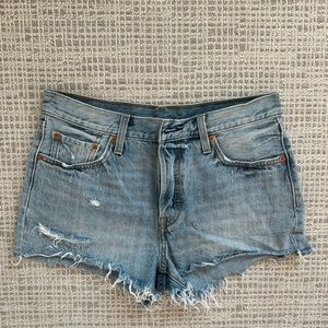 Levi Jean Shorts 501